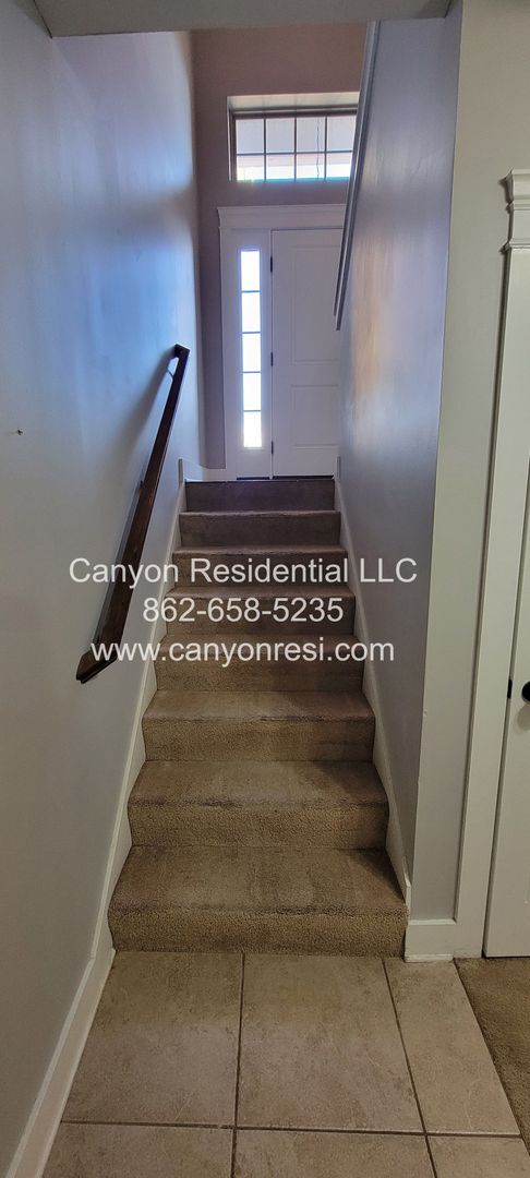 Building Photo - 7451 Pfizer Dr