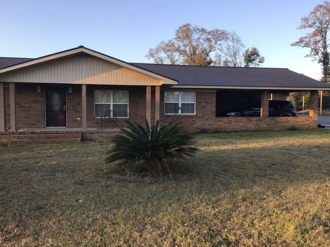 Front - 4905 Davis Dr