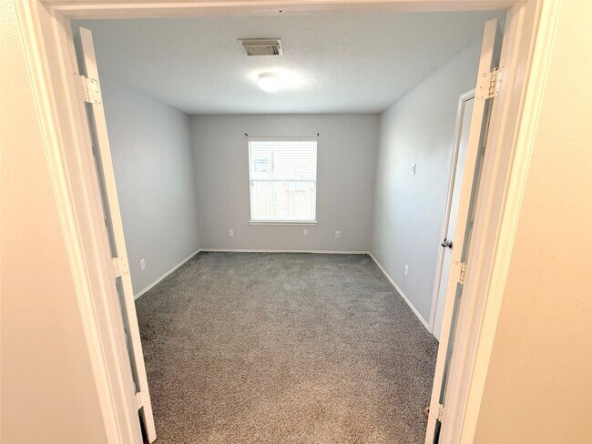 Building Photo - 2414 Alcove Foster Ct