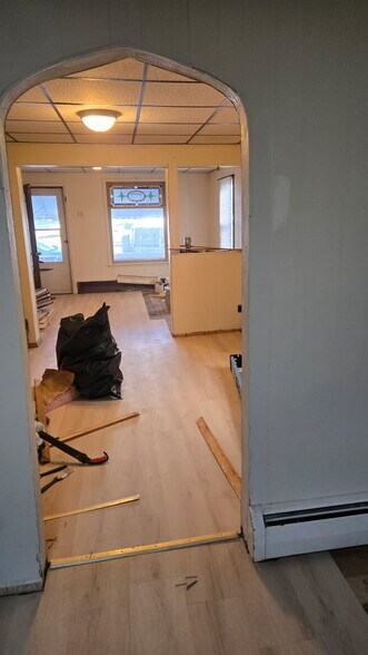 Building Photo - 70 Broad St