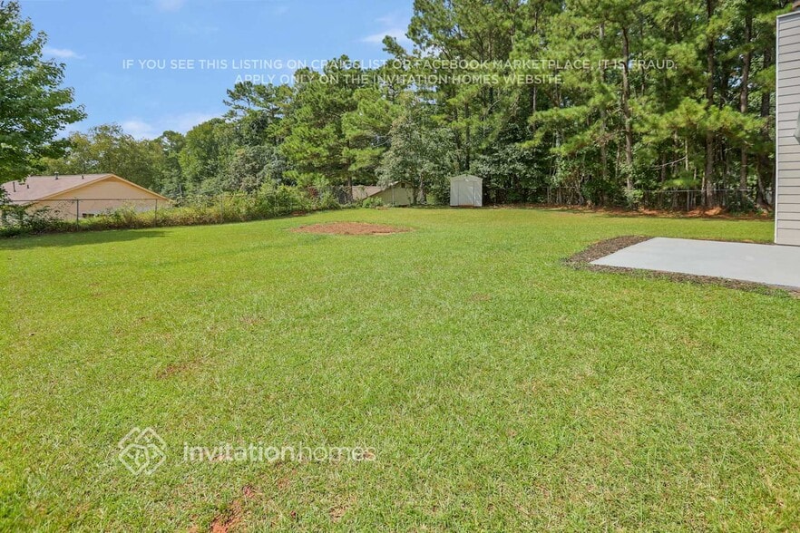 Building Photo - 888 Tall Deer Dr