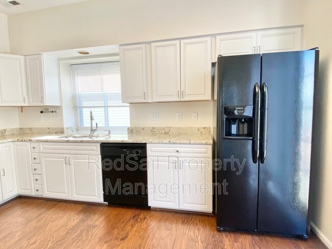 Building Photo - 129 Watson Dr