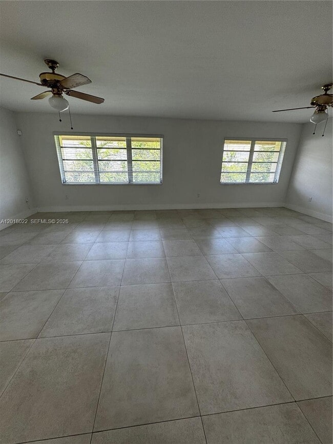 Building Photo - 5401 SW 77th Ct