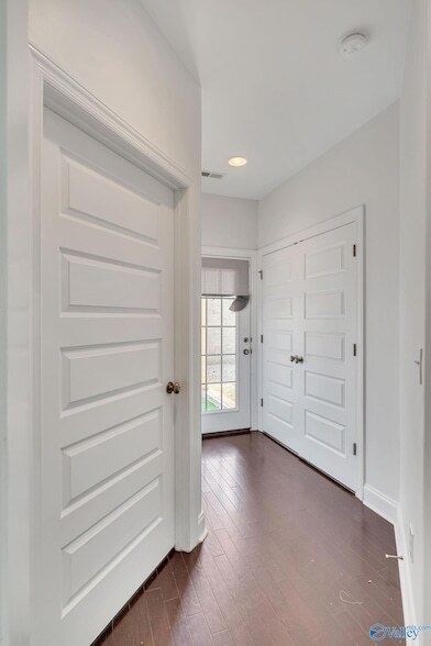 Building Photo - 412 White Petal St SW