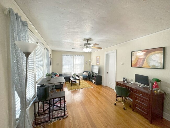 Building Photo - Margaret's Manor - 1 Bedroom, 1 Bathroom S...