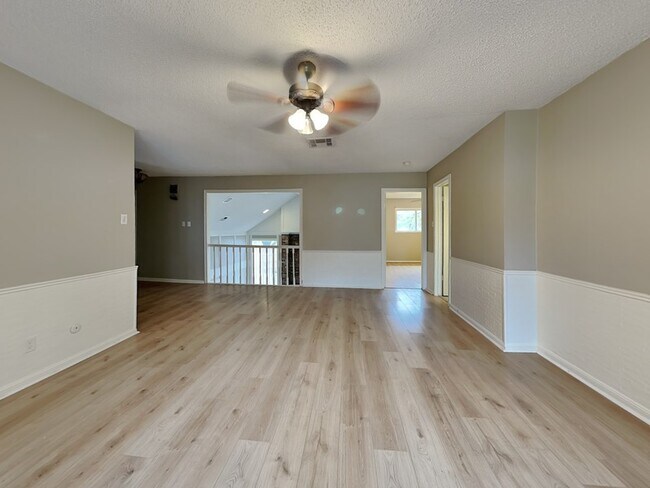 Building Photo - 5407 Theall Rd