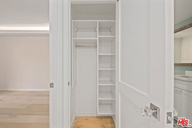 Building Photo - 2920 Neilson Way