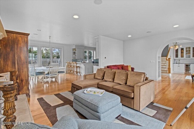 Building Photo - 1043 Barnegat Ln