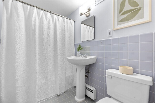 Building Photo - 80 Park St