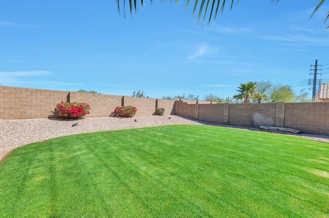 Building Photo - Charming North Phoenix 3-bedroom, 2-bathroom home!