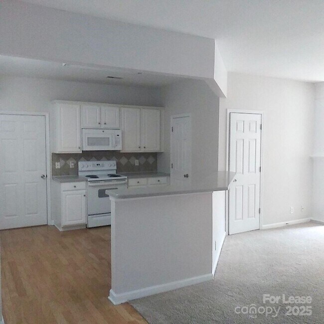 Building Photo - 3232 Margellina Drive