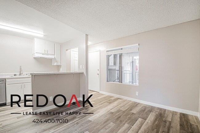 Primary Photo - 3710 E Fountain St