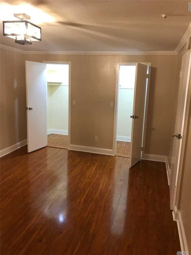 Building Photo - 287 Sagamore Hills Dr