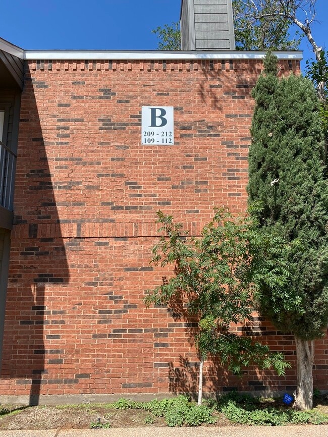 1 bed 1 bath condo, pool on site! 3316 Caldera Blvd Midland TX 79707