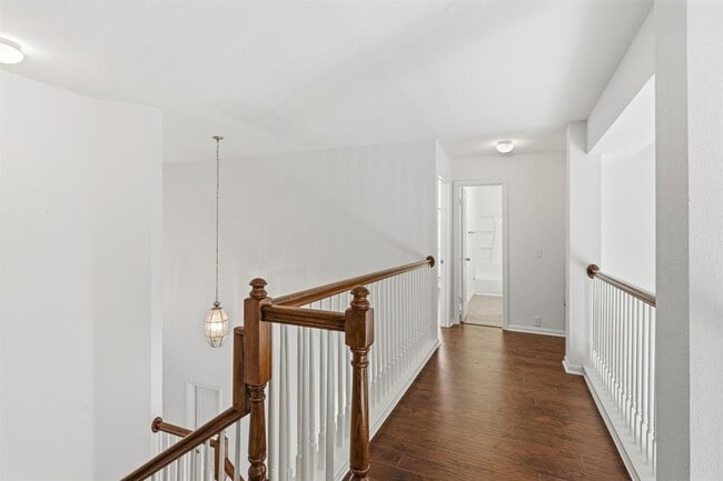 Building Photo - 11316 Cedarcliffe Dr