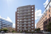 Building Photo - 700 Summer St