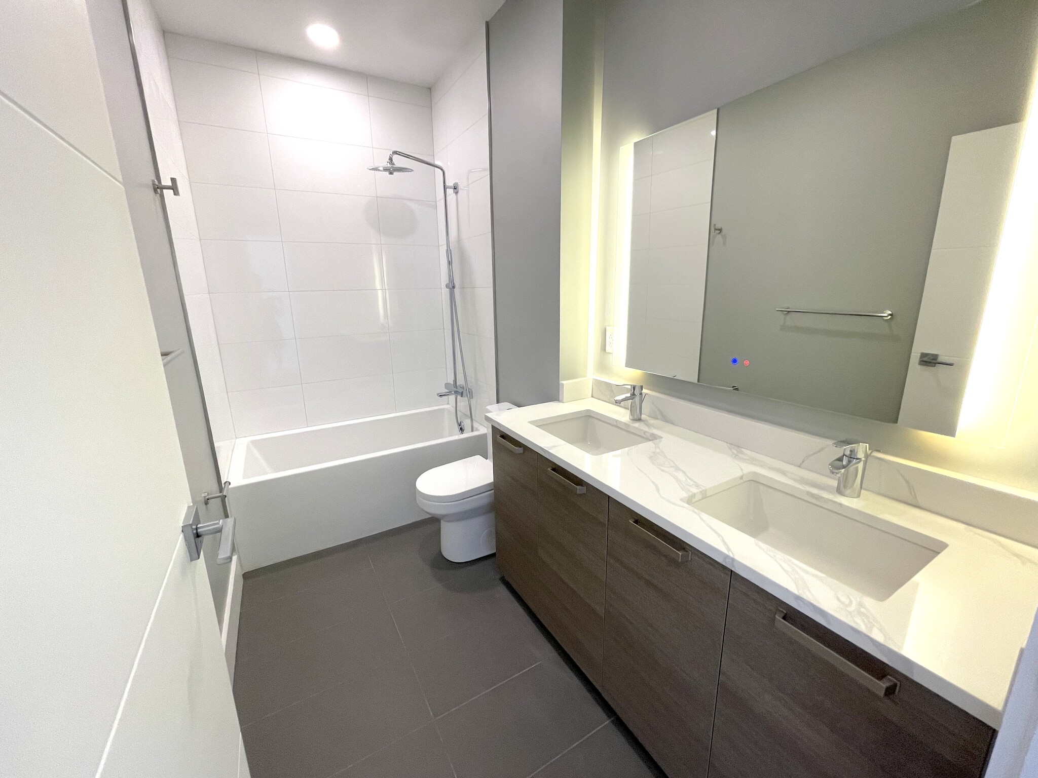 Double Vanity Bath - 30 Penniman Rd