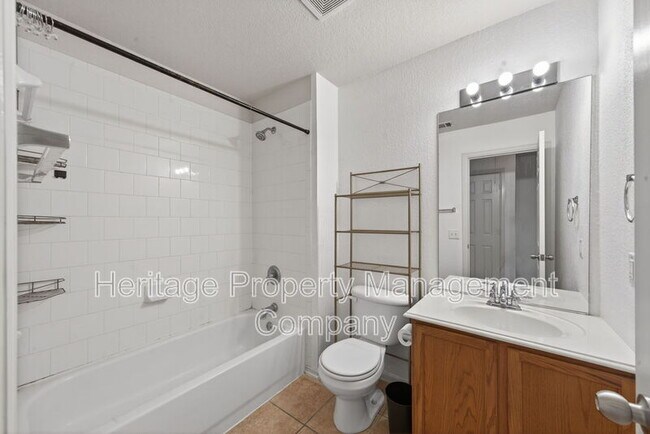 Building Photo - 2642 Grayson Way