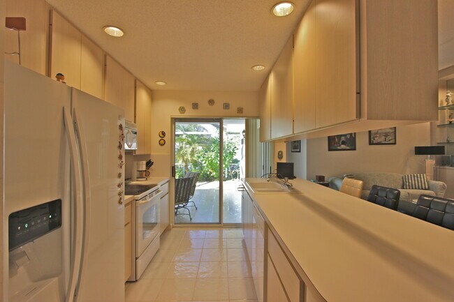 Building Photo - 10201 Chapman Oak Ct