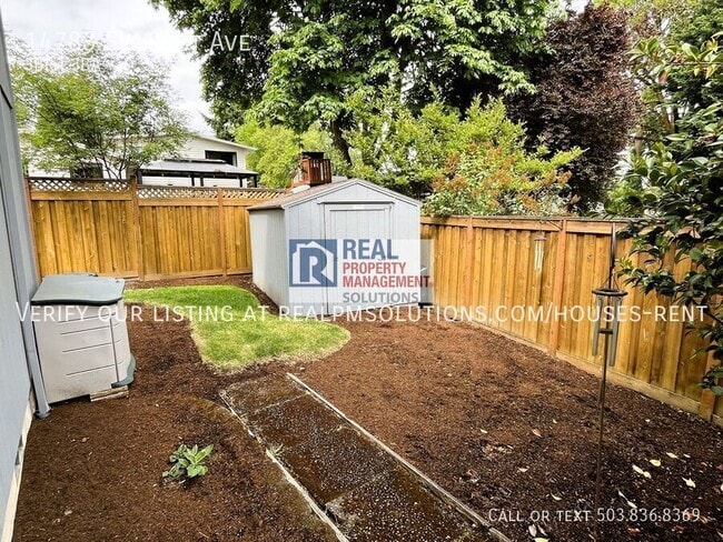 Building Photo - 14783 SW 91st Ave