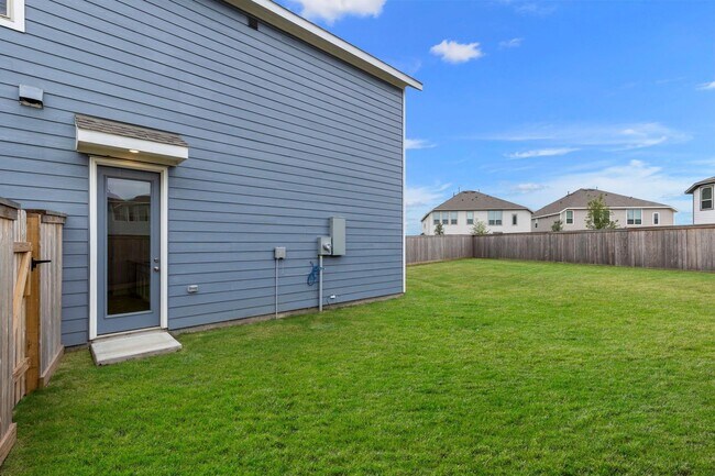 Building Photo - 21118 Rio San Jose Ct