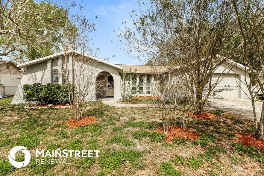 Primary Photo - 2105 Sugarbush Dr