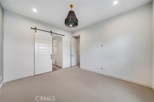 Building Photo - 1102 S Urbana St