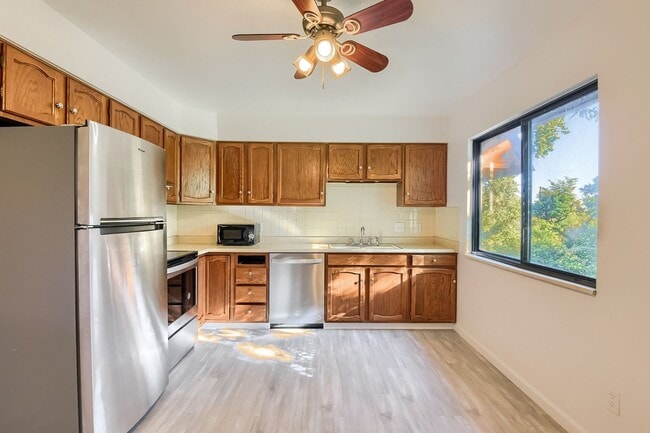 Building Photo - 5691 W 35th Ave