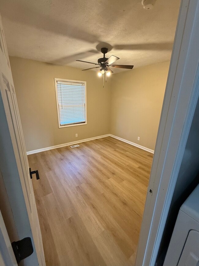 Building Photo - 1939 Meridian Dr