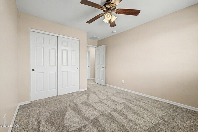 Building Photo - 2531 E Eleana Ln
