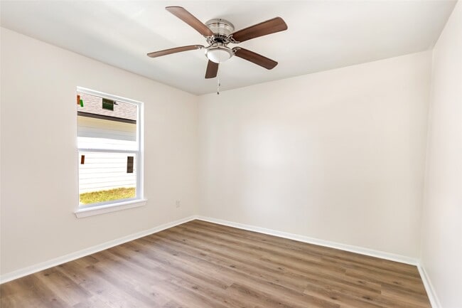 Building Photo - 1830 Reese St