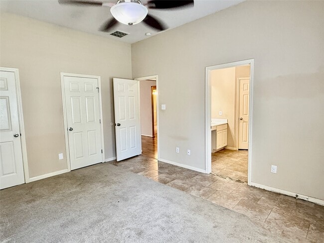 Building Photo - 18530 Alemarble Oak St
