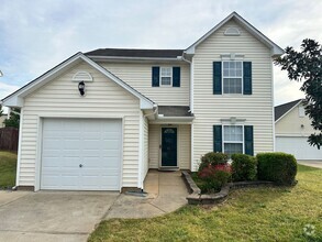 Building Photo - 3 bedroom, 2.5 Bath & Pet friendly (small ...