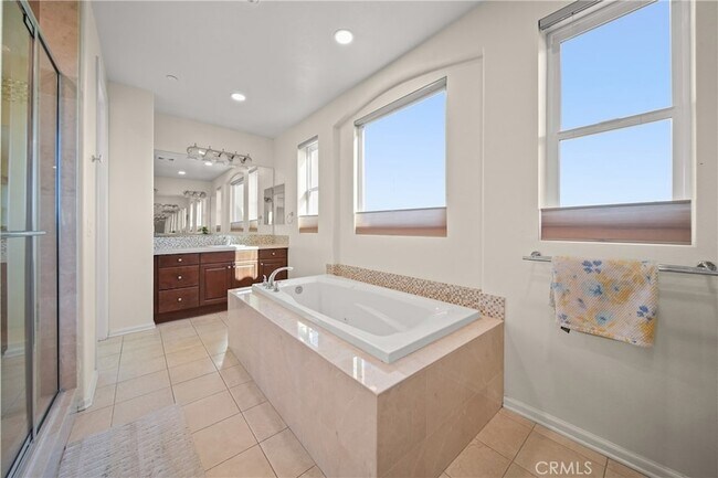 Building Photo - 11662 N Ricasoli Way