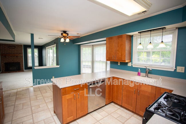 Building Photo - 50 Manchester Rd