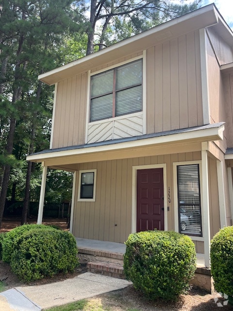 Building Photo - 1220 Huntsman Ct