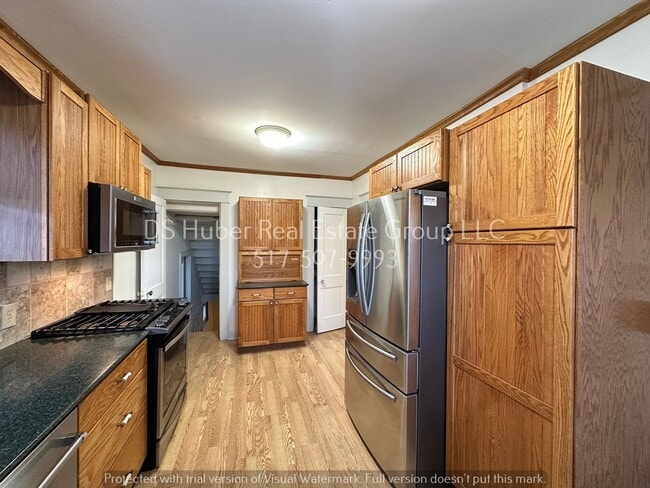 Building Photo - 1027 Climax St