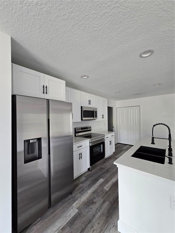 Building Photo - 20422 Dial Ave