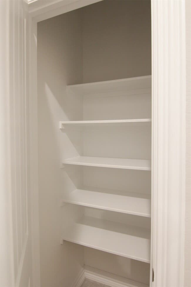 Building Photo - 31811 Dunham Lake Dr