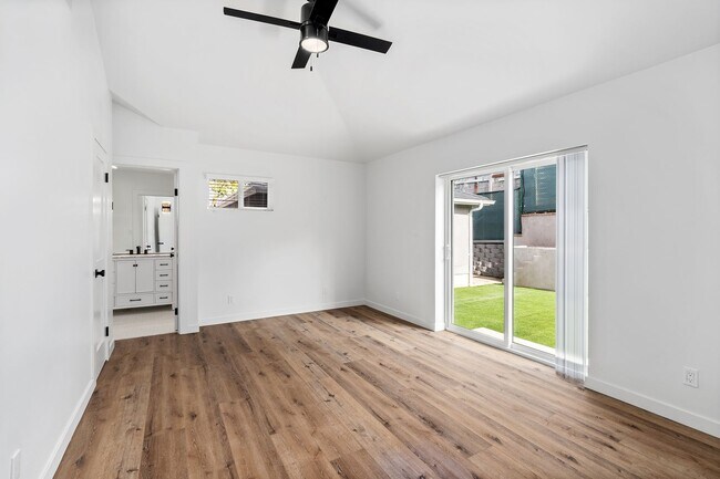 Building Photo - Designer Culver/Fairfax House + Studio | Dog Run & Private Orchard | 3-Car Parking