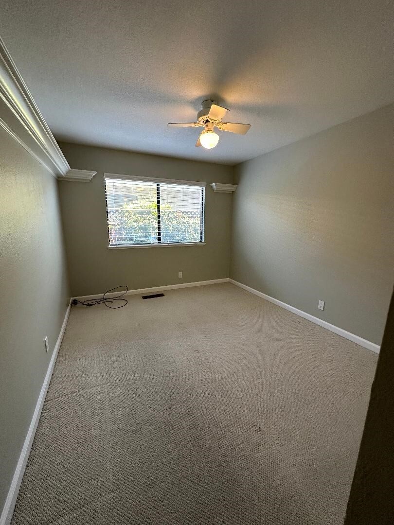Building Photo - 4331 Montmorency Ct