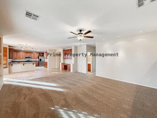 Building Photo - 10445 W Windsor Ave