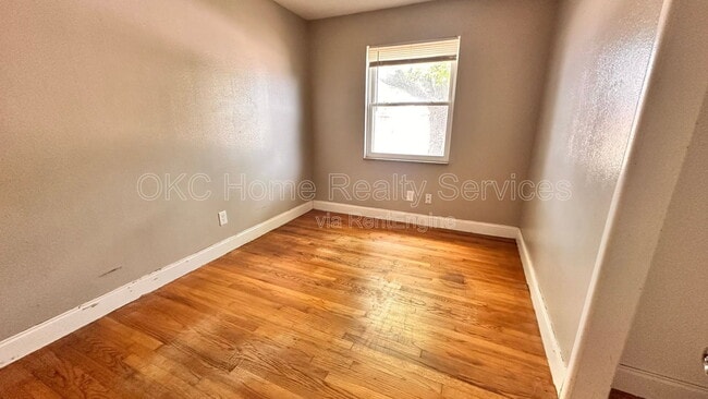 Building Photo - 6808 NW 59th St