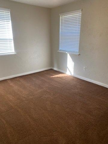 Building Photo - 1013 Bell Dr