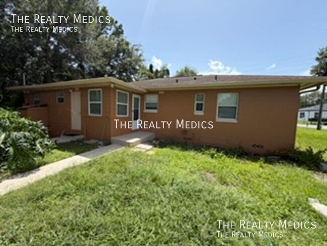 Building Photo - 5122 Old Cheney Hwy