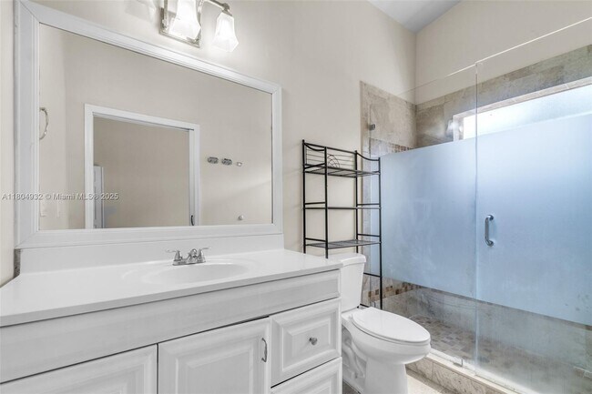 Building Photo - 14761 SW 156th Ave