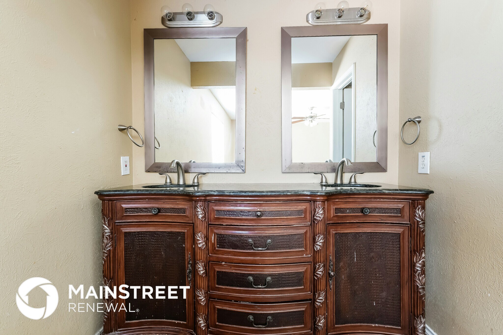 Building Photo - 508 Nora Ln