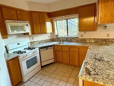 Building Photo - 13114 Polvera Ave