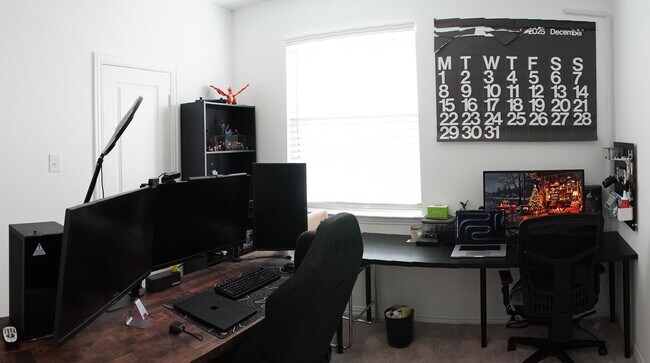 Building Photo - 3305 Kaufman Ct