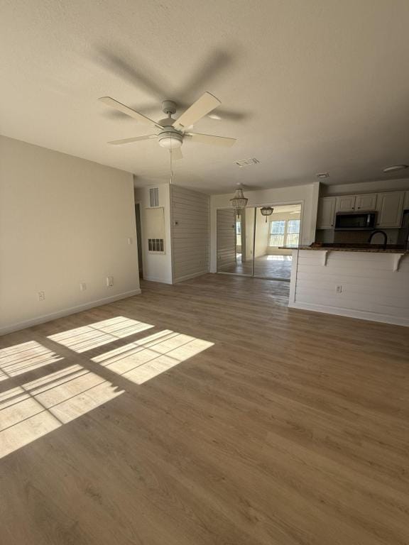 Building Photo - 1001 Lighthouse Rd